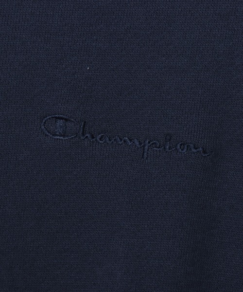 Champion(チャンピオン)の「【Champion/チャンピオン】レディース クルーネックスウェットシャツ(スウェット・レディース・アッシュグレー/オリーブ/ブラック/オフホワイト/レッド系その他3/ネイビー・MEDIUM/SMALL/X-LARGE/LARGE)」の10枚目の写真