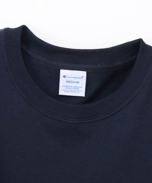 Champion(チャンピオン)の「【Champion/チャンピオン】レディース クルーネックスウェットシャツ(スウェット・レディース・アッシュグレー/オリーブ/ブラック/オフホワイト/レッド系その他3/ネイビー・MEDIUM/SMALL/X-LARGE/LARGE)」の11枚目の写真