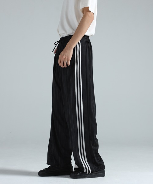 Y-3（ワイスリー）の「Y-3  BASKETBALL TRACK PANTS（その他パンツ・メンズ・ブラック×ホワイト・XX-SMALL/X-SMALL/SMALL/MEDIUM/LARGE/X-LARGE）」の2枚目の写真