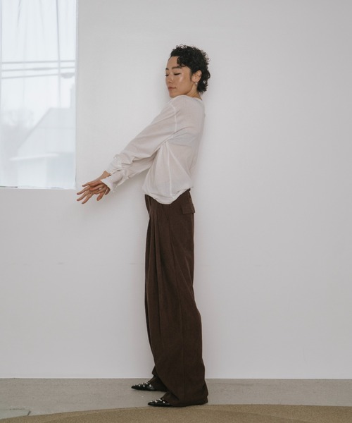 VION(ヴィオン)の「コーデュロイタックワイドパンツ / Corduroy Tuck Wide Pants(その他パンツ・レディース・ブラック/ブラウン・FREE)」の6枚目の写真