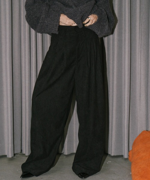 VION(ヴィオン)の「コーデュロイタックワイドパンツ / Corduroy Tuck Wide Pants(その他パンツ・レディース・ブラック/ブラウン・FREE)」の14枚目の写真