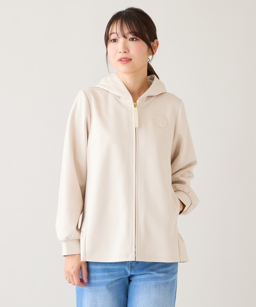 Rose Tiara(ローズティアラ)の「フリル裾ダンボールニットパーカー(パーカー・レディース・ベージュ/ネイビー・38/42/46)」の3枚目の写真