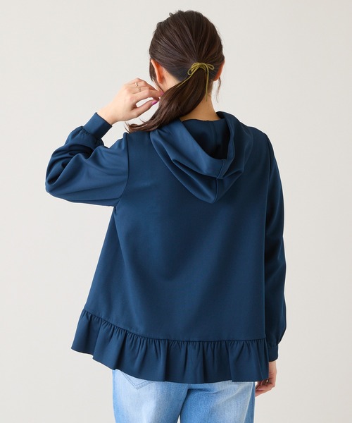 Rose Tiara(ローズティアラ)の「フリル裾ダンボールニットパーカー(パーカー・レディース・ベージュ/ネイビー・38/42/46)」の19枚目の写真