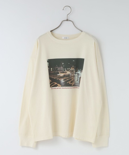 LOWRYS FARM（ローリーズファーム）の「ロゴフォトロンＴ　648893（Tシャツ/カットソー・レディース・アイボリー/ピンク/ホワイト/グレー・FREE）」の3枚目の写真