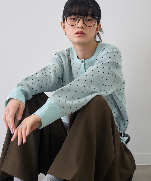 NOGLE(ノグル)の「【NOGLE/ノグル】ドットジャガードエアリーカーディガン(カーディガン/ボレロ・レディース・ブルー/グレー/ネイビー/アイボリー・FREE)」の11枚目の写真