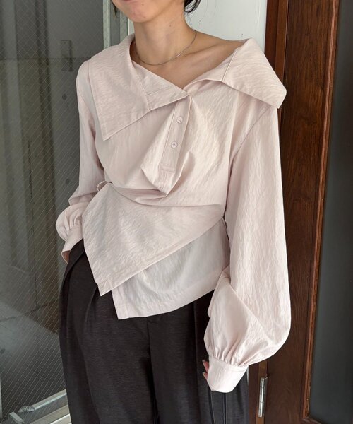 CAPRICIEUX LE'MAGE（カプリシューレマージュ）の「【2WAY】カシュクールシャツ（シャツ/ブラウス・レディース・チャコールグレー/ピンク/ホワイト・FREE）」の3枚目の写真