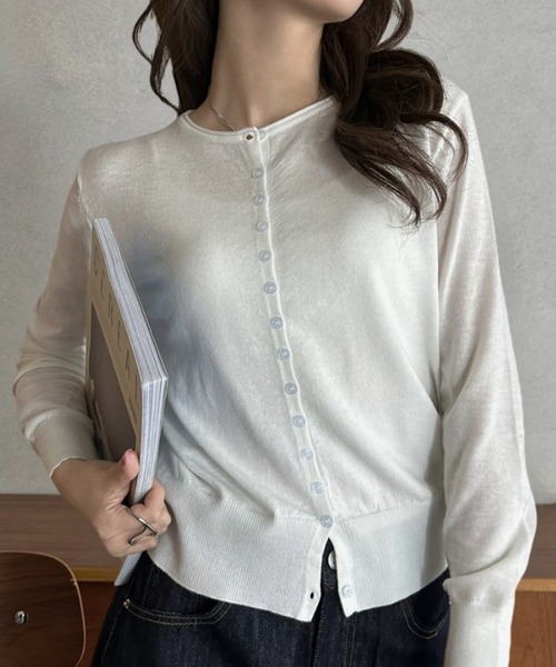 Eclat one（エクラワン）の「【Eclat one】ベーシック クルーネック ロングスリーブ カーディガン（カーディガン/ボレロ・レディース・ブルー/ブラック/チャコール/ホワイト・FREE）」の2枚目の写真
