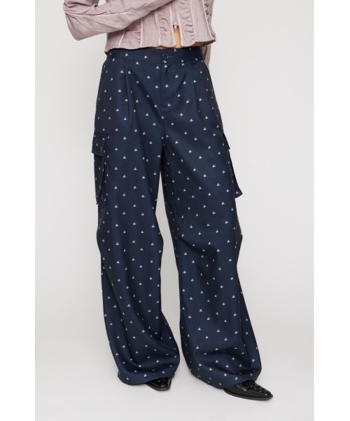 LAGUA GEM(ラグアジェム)の「TINY PATTERN CARGO パンツ(カーゴパンツ・レディース・オフホワイト/ネイビー・X-SMALL/SMALL/MEDIUM)」の2枚目の写真