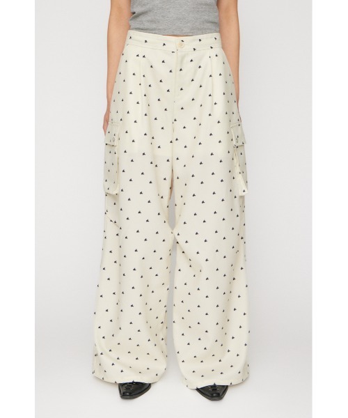 LAGUA GEM(ラグアジェム)の「TINY PATTERN CARGO パンツ(カーゴパンツ・レディース・オフホワイト/ネイビー・X-SMALL/SMALL/MEDIUM)」の3枚目の写真