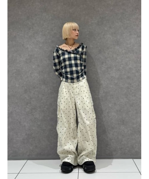 LAGUA GEM(ラグアジェム)の「TINY PATTERN CARGO パンツ(カーゴパンツ・レディース・オフホワイト/ネイビー・X-SMALL/SMALL/MEDIUM)」の21枚目の写真