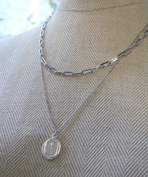 Scrap Book（スクラップブック）の「【Scrap Book】パーツ2連ネックレス（ネックレス・レディース・シルバー/ゴールド・FREE）」の2枚目の写真