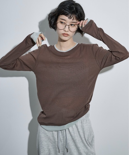 THE YOn（ザヨン）の「レイヤード風バイカラーシアープルオーバー（Tシャツ/カットソー・レディース・アイボリー/ブラック/ブラウン/ピンク・FREE）」の3枚目の写真