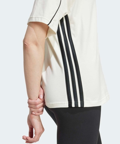 adidas(アディダス)の「スタジアム スリーストライプス Tシャツ / アディダス adidas(Tシャツ/カットソー・レディース・ホワイト・MEDIUM/LARGE/X-LARGE/SMALL/XX-LARGE/X-SMALL)」の4枚目の写真