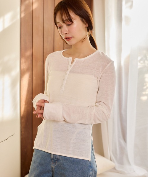 mysty woman（ミスティウーマン）の「【WEB限定】柔らかヘンリーネックロンT　667610（Tシャツ/カットソー・レディース・グレイッシュベージュ/ブラック/ネイビー/チャコールグレー/オフホワイト・FREE）」の7枚目の写真