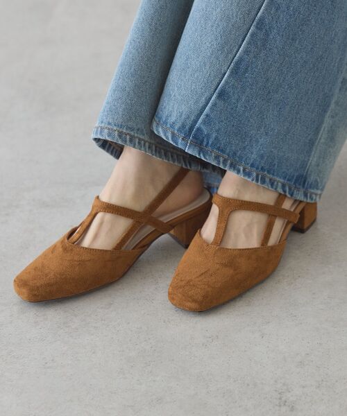 AMERICAN HOLIC（アメリカンホリック）の「Tストラップスクエアパンプス（パンプス・レディース・ブラック/ブラウン/シルバー・M/L/S）」の18枚目の写真