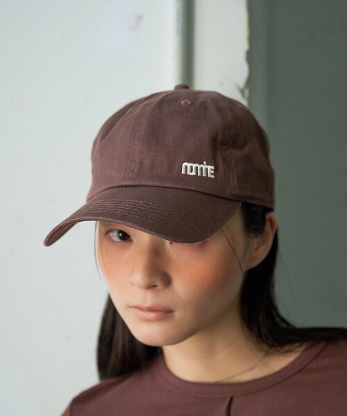 NOMINE（ノミネ）の「オリジナル刺繍ロゴ キャップ（キャップ・レディース・グレー/アイボリー/ブラウン/ネイビー・フリー）」の8枚目の写真
