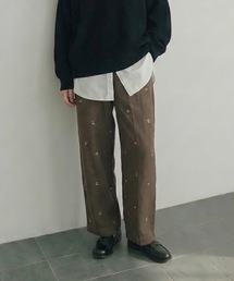 DFFUR.（ディフル）の「フラワーエンブロイダリーコクーンスラックス（その他パンツ）」