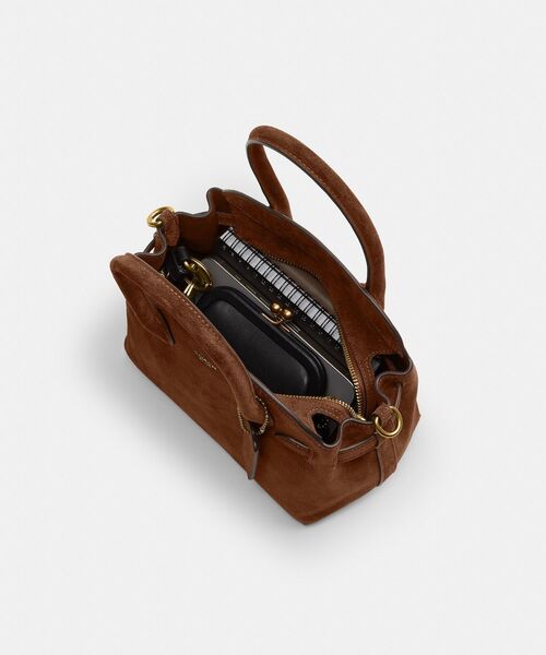 COACH(コーチ)の「ソフト エンパイア キャリーオール バッグ 21(ショルダーバッグ・レディース・ブラウン系その他・ONE)」の7枚目の写真