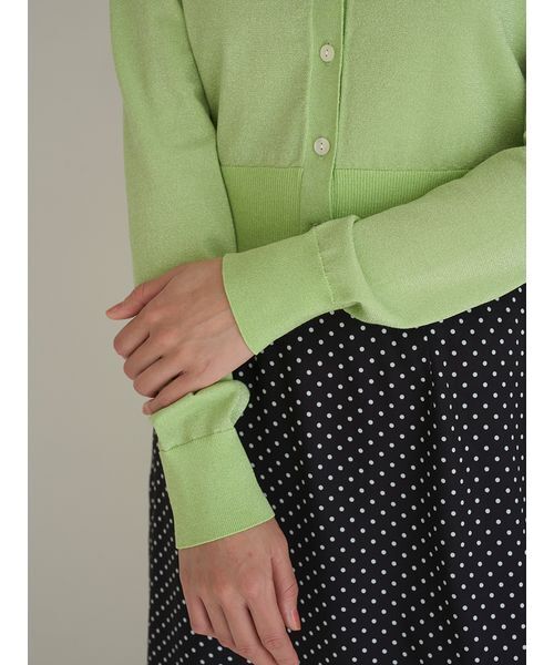 SNIDEL（スナイデル）の「UVカットベーシックニットカーディガン（カーディガン/ボレロ・レディース・ピンク/ライム/ホワイト/ネイビー/イエロー・F）」の11枚目の写真