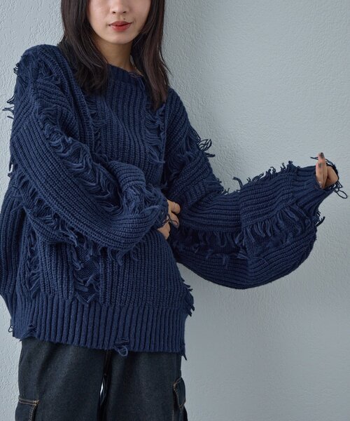 goocy（グーシー）の「モヘアタッチダメージ風フリンジプルオーバー（ニット/セーター・レディース・アイボリー/ブラウン/ネイビー・FREE）」の3枚目の写真