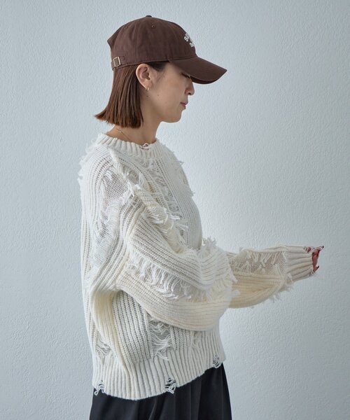 goocy（グーシー）の「モヘアタッチダメージ風フリンジプルオーバー（ニット/セーター・レディース・アイボリー/ブラウン/ネイビー・FREE）」の6枚目の写真