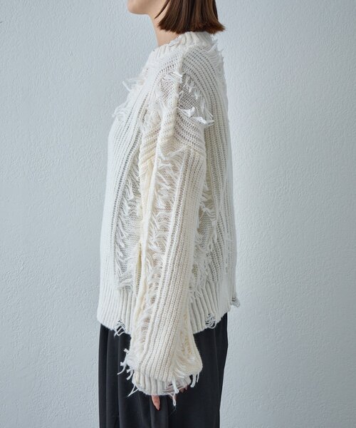 goocy（グーシー）の「モヘアタッチダメージ風フリンジプルオーバー（ニット/セーター・レディース・アイボリー/ブラウン/ネイビー・FREE）」の16枚目の写真