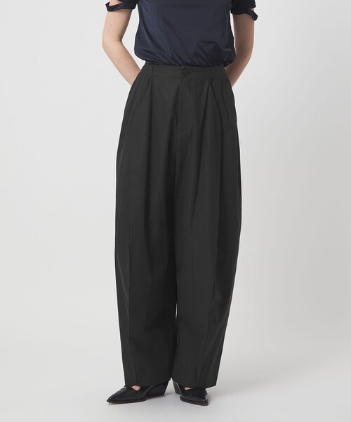 ASTRAET（アストラット）の「＜ASTRAET＞ボリューム バレルワイドパンツ（その他パンツ・レディース・ブラック/ダークブラウン・0/1/00）」の2枚目の写真