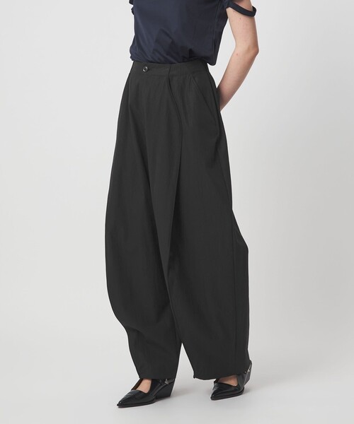 ASTRAET（アストラット）の「＜ASTRAET＞ボリューム バレルワイドパンツ（その他パンツ・レディース・ブラック/ダークブラウン・0/1/00）」の3枚目の写真