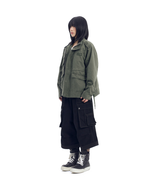 AAKAM(アーカム)の「Nova Drawstring Field Jacket (Khaki)(ミリタリージャケット・レディース・その他・1/2)」の4枚目の写真