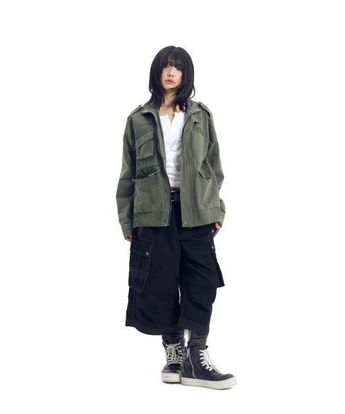 AAKAM(アーカム)の「Nova Drawstring Field Jacket (Khaki)(ミリタリージャケット・レディース・その他・1/2)」の7枚目の写真