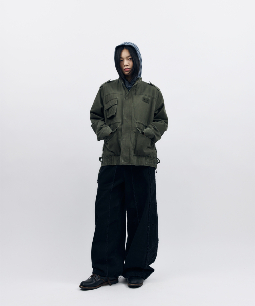 AAKAM(アーカム)の「Nova Drawstring Field Jacket (Khaki)(ミリタリージャケット・レディース・その他・1/2)」の17枚目の写真