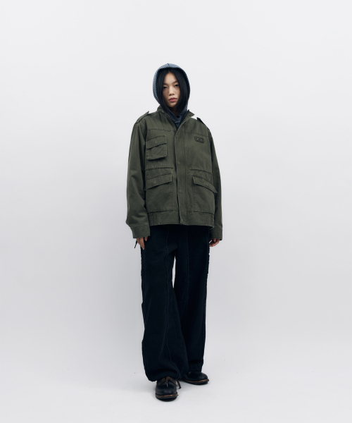 AAKAM(アーカム)の「Nova Drawstring Field Jacket (Khaki)(ミリタリージャケット・レディース・その他・1/2)」の19枚目の写真
