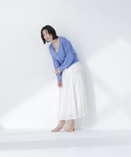 NATURAL BEAUTY BASIC(ナチュラルビューティーベーシック)の「【PS/低身長サイズ】シャイニーシアーボリュームスカート(スカート・レディース・オレンジ系その他/オフホワイト/チャコールグレー・P/S/MEDIUM/SMALL)」の5枚目の写真