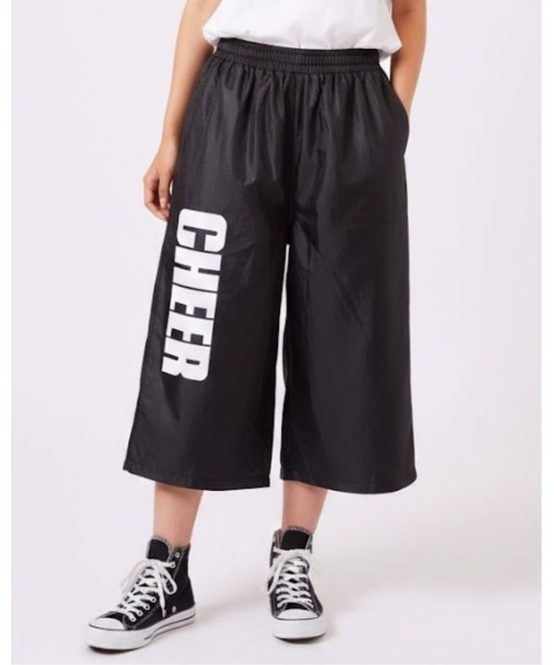 CHEER(チアー)の「サイドロゴバスケットパンツ(その他パンツ・レディース・ライム/ピンク/レッド/パープル系その他/ブラック×ホワイト/ブラック×グレー/プラチナム/パープル/ゴールド/ブラック×ピンク・XXXS/XS/S/M/L)」の3枚目の写真