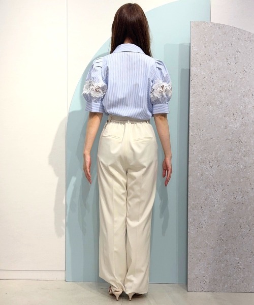 SWINGLE(スウィングル)の「センタープレスストレートパンツ(その他パンツ・レディース・ライトグレー/ライトベージュ/ブルー・SMALL/MEDIUM)」の7枚目の写真