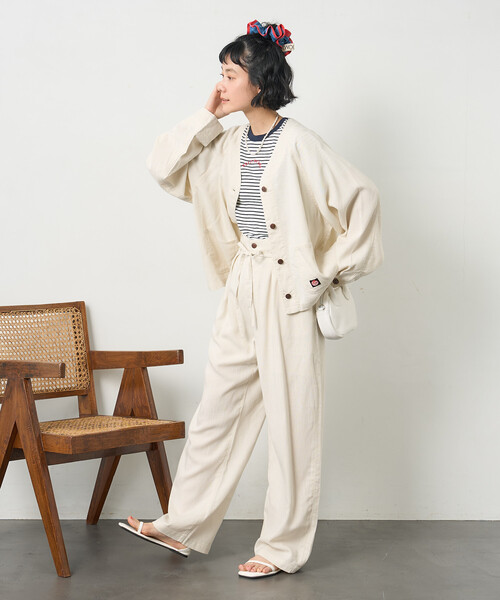 FREAK'S STORE(フリークスストア)の「RED KAP × FREAK'S STORE/レッドキャップ 別注 リネンレーヨンノーカラーVネックジャケット<セットアップ対応>(ノーカラージャケット・レディース・ナチュラル/ブルー/ブラック/オリーブ・フリ-)」の22枚目の写真