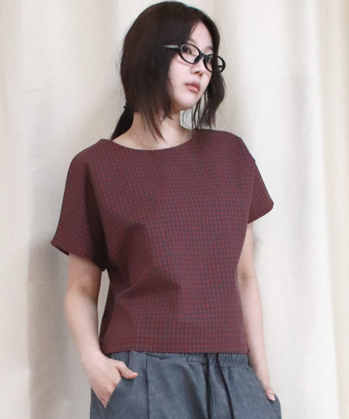 DEMARC（ドゥマーク）の「checkered mini French short-sleeved shirt Red（Tシャツ/カットソー・レディース・レッド・SMALL/MEDIUM）」の9枚目の写真