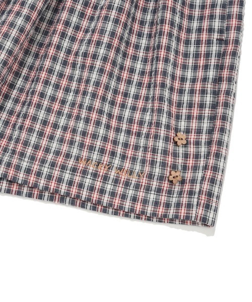 Wacky WiLLy（ワッキーウィリー）の「WOMEN'S CHECKED SEERSUCKER SHORTS（その他パンツ・レディース・クリーム/ネイビー・SMALL/MEDIUM）」の4枚目の写真