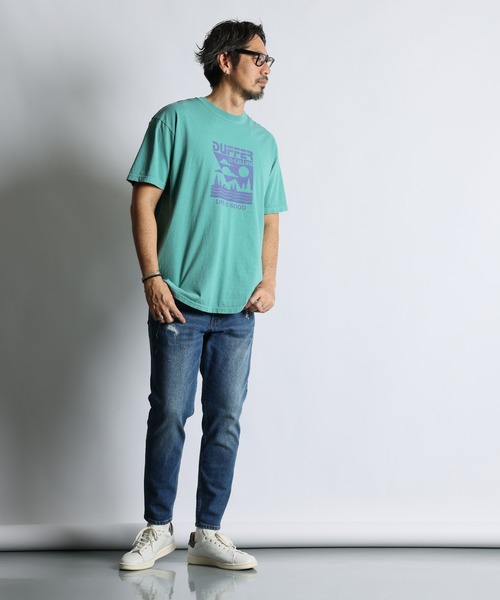 The DUFFER of ST.GEORGE(ザダファーオブセントジョージ)の「PIGMENT DYE GRAPHIC TEE:ピグメントダイ グラフィックTシャツ / 製品染め / USコットン / バイオウォッシュ / アウトドア / ヴィンテージ加工(Tシャツ/カットソー・メンズ・イエロー/パープル/ターコイズブルー/チャコールグレー・SMALL/X-LARGE/LARGE/MEDIUM)」の8枚目の写真
