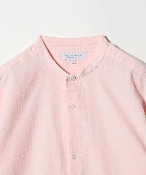 A DAY IN THE LIFE UNITED ARROWS(アデイインザライフユナイテッドアローズ)の「サッカー リラックス バンドカラー 5分袖シャツ<A DAY IN THE LIFE>(シャツ/ブラウス・メンズ・ライトピンク/ネイビー/ホワイト・M/L)」の13枚目の写真