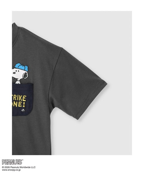 PEANUTS(ピーナッツ)の「【PEANUTS/ピーナッツ】 スヌーピー ポケット プリント Tシャツ(Tシャツ/カットソー・メンズ・チャコール・100cm/110cm/120cm/130cm/140cm/150cm/160cm)」の4枚目の写真
