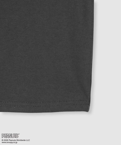PEANUTS(ピーナッツ)の「【PEANUTS/ピーナッツ】 スヌーピー ポケット プリント Tシャツ(Tシャツ/カットソー・メンズ・チャコール・100cm/110cm/120cm/130cm/140cm/150cm/160cm)」の5枚目の写真