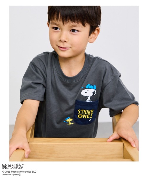 PEANUTS(ピーナッツ)の「【PEANUTS/ピーナッツ】 スヌーピー ポケット プリント Tシャツ(Tシャツ/カットソー・メンズ・チャコール・100cm/110cm/120cm/130cm/140cm/150cm/160cm)」の13枚目の写真