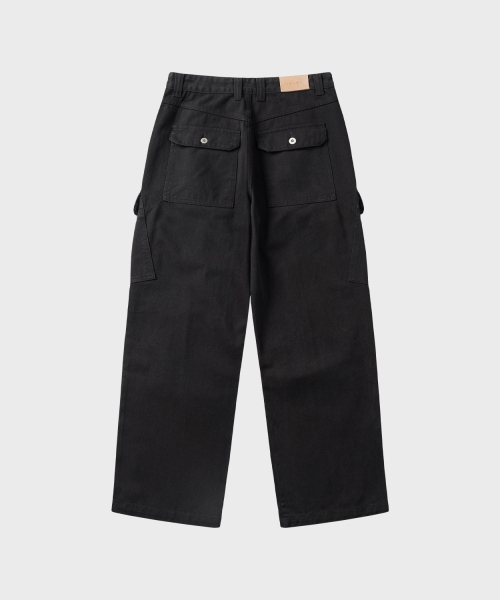 LEIRE（ルアール）の「ガーメントダイカーブカーゴパンツ[ブラック]（デニムパンツ・メンズ・その他・MEDIUM/LARGE/X-LARGE）」の6枚目の写真