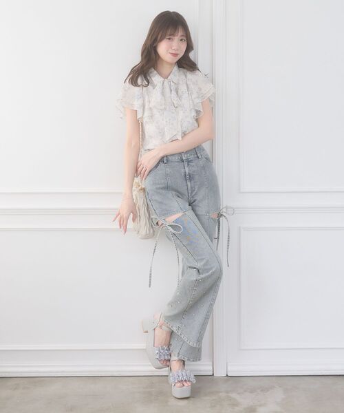 MAJESTIC LEGON(マジェスティックレゴン)の「2wayフリルスリーブブラウス(シャツ/ブラウス・レディース・ホワイト系その他2/ブルー系その他2/アイボリー/ホワイト系その他3・MEDIUM)」の16枚目の写真