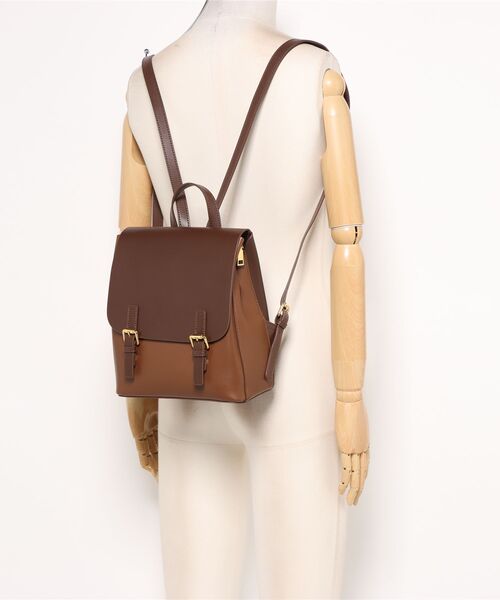 NiiNa(ニーナ)の「【 NiiNa / ニーナ 】高品質牛革クラシック2WAYバックパック(バックパック/リュック・レディース・ホワイト/ブラウン・FREE)」の22枚目の写真