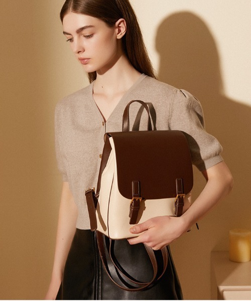 NiiNa(ニーナ)の「【 NiiNa / ニーナ 】高品質牛革クラシック2WAYバックパック(バックパック/リュック・レディース・ホワイト/ブラウン・FREE)」の5枚目の写真