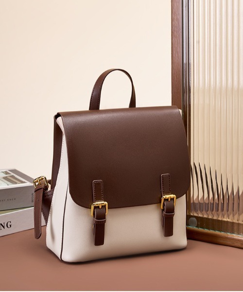 NiiNa(ニーナ)の「【 NiiNa / ニーナ 】高品質牛革クラシック2WAYバックパック(バックパック/リュック・レディース・ホワイト/ブラウン・FREE)」の8枚目の写真