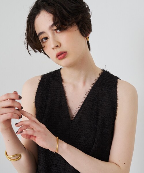 Rouge vif(ルージュヴィフ)の「カットジャガードシアーノスリーブワンピース(ワンピース・レディース・ブラック・フリー)」の6枚目の写真