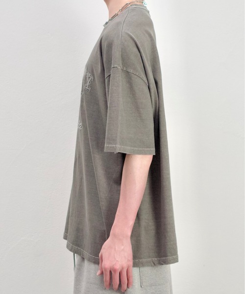 Chikashitsu +(チカシツプラス)の「【Chikashitsu +】Pigment university t-shirt / 【チカシツプラス】ピグメントユニバーシティ半袖Tシャツ(Tシャツ/カットソー・メンズ・ブラック/ネイビー/チャコール・ONE SIZE)」の20枚目の写真